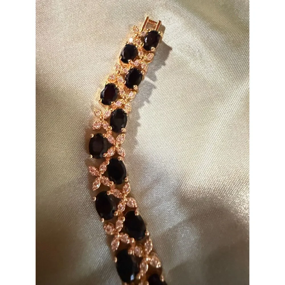 Gold Tone Black Onyx Look Floral Tennis Bracelet 7.5